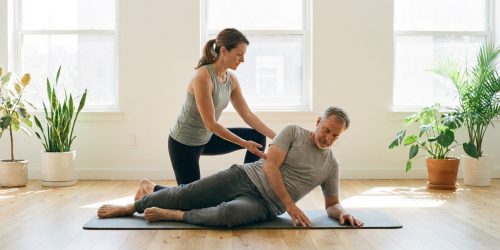 bienfaits-pilates-dos-2025.png